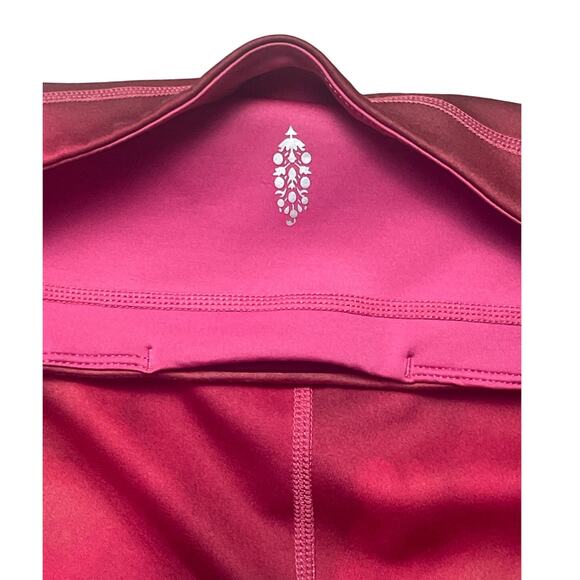 Free People FP Movement Reversible Beat the Heat Leggings Red Combo Size Medium - Picture 9 of 11